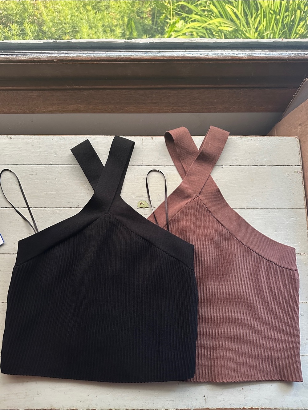 Joules Ribbed Cross Crop Tank Top - Black & Brown